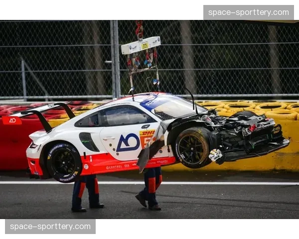 世界赛车耐力赛斯帕6小时：丰田车队遭遇技术故障退赛