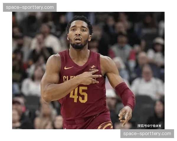 骑士主场力克76人，米切尔赛后称“我们靠防守强度和意志力赢下了疲惫之战”