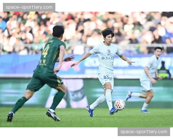 浙江队2-1逆转上海申花,控球率仅四成但射正转化率高达50% 浙江队2-1逆转上海申花,控球率仅四成但射正转化率高达50%