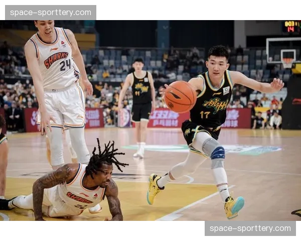 王视角:上海久事与浙江东阳光的最后卡位战将决定季后赛对阵 王视角:上海久事与浙江东阳光的最后卡位战将决定季后赛对阵