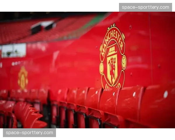 埃弗顿、曼联正在考察南安普顿中场谢伊-查尔斯 埃弗顿、曼联正在考察南安普顿中场谢伊-查尔斯